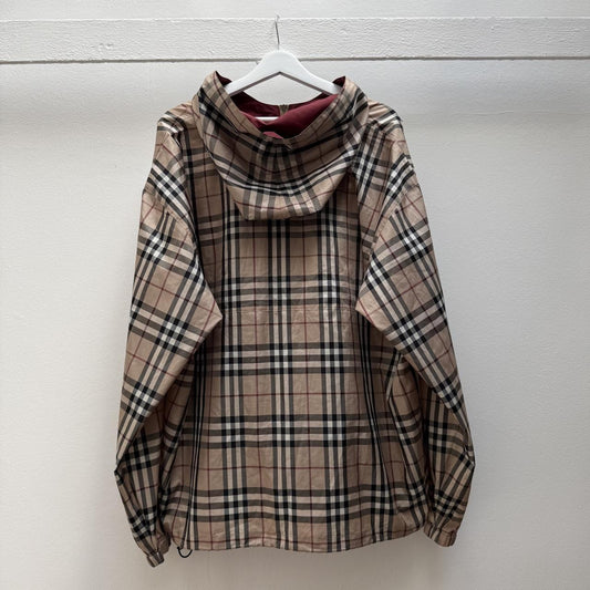 2000’s Burberry Nova Check Windbreaker Jacket (XL)