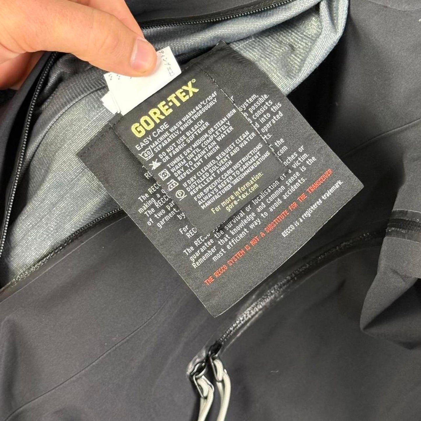 Arcteryx Stingray Jacket in Black (L)
