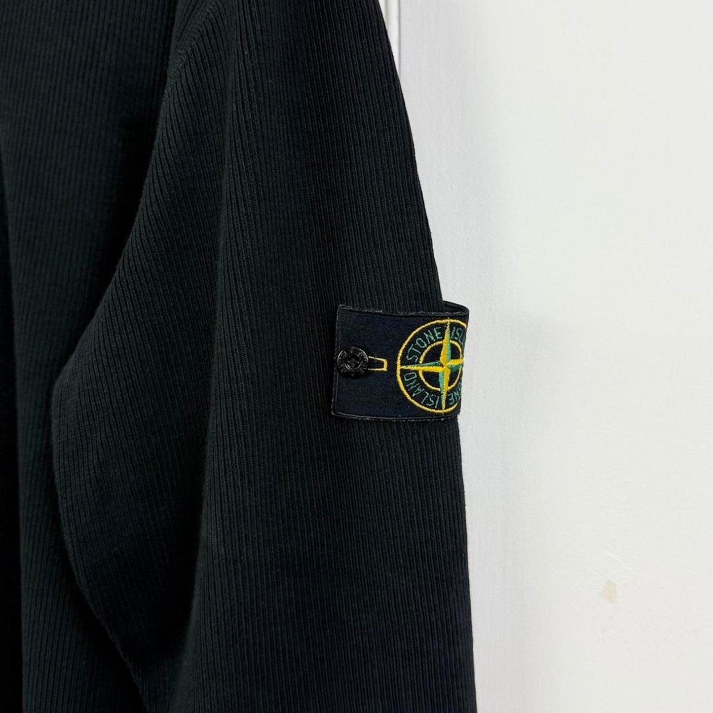 Early 2000’s Stone Island Ribbed Cotton Q Zip (XL)