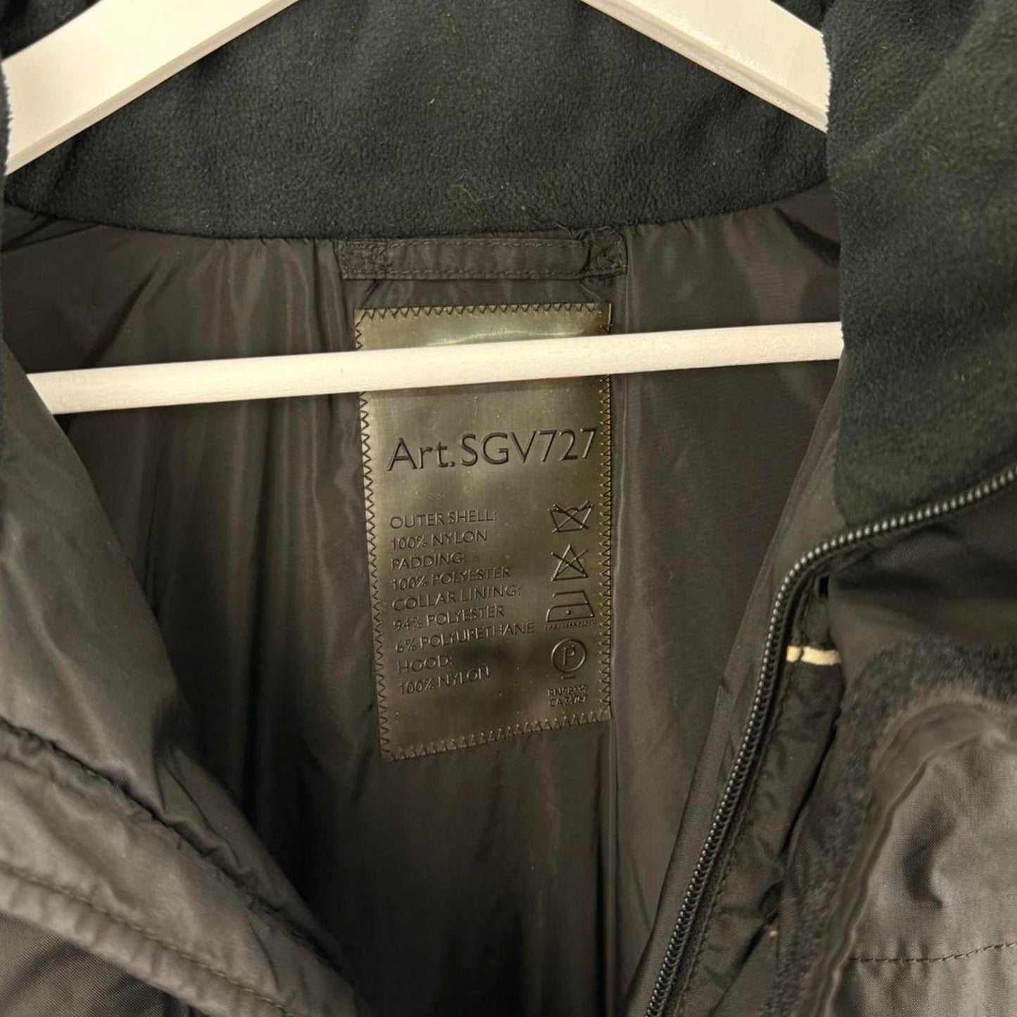 00’s Black Prada Sport Insulated Ski Jacket (XL)