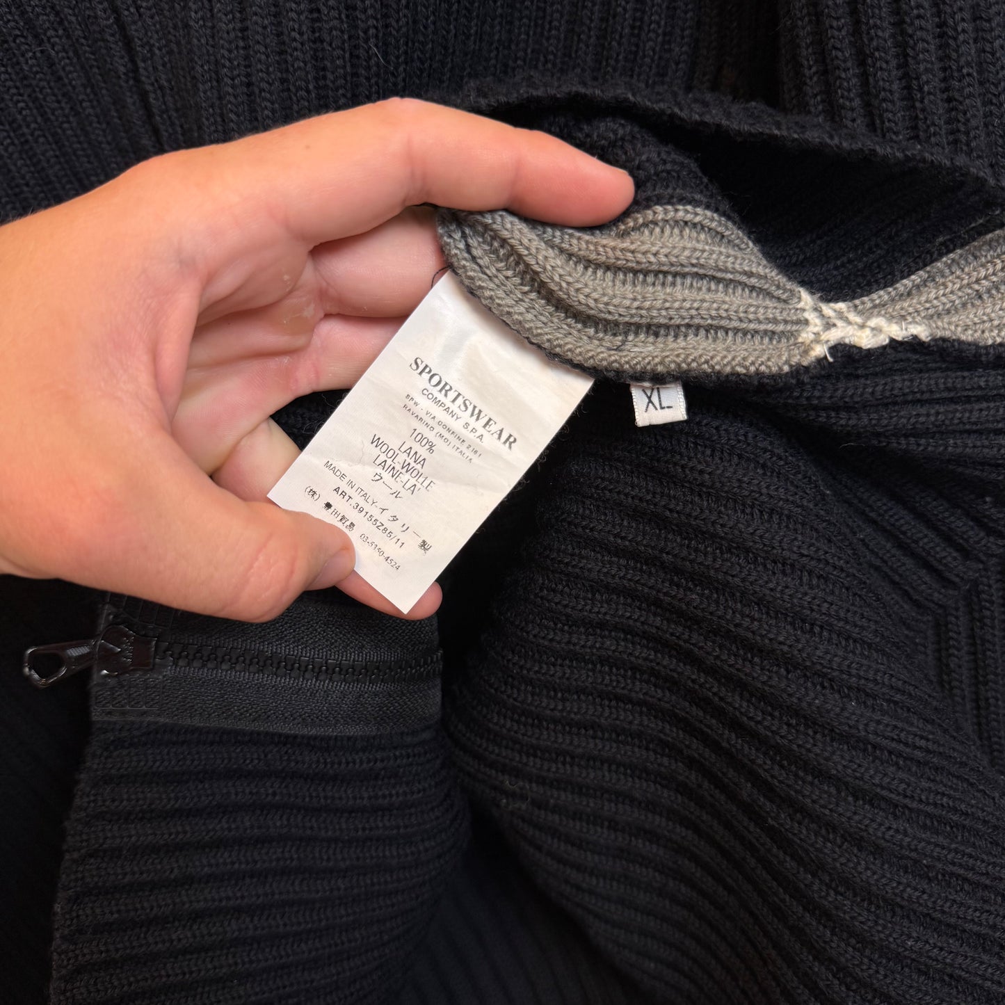 Early 00’s Stone Island Ribbed Knit Full Zip (XL)