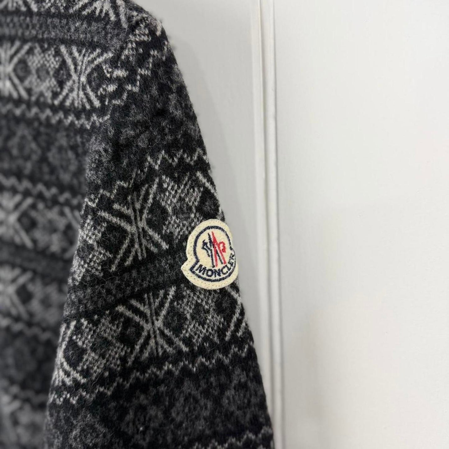 Moncler Knit Jumper (L)