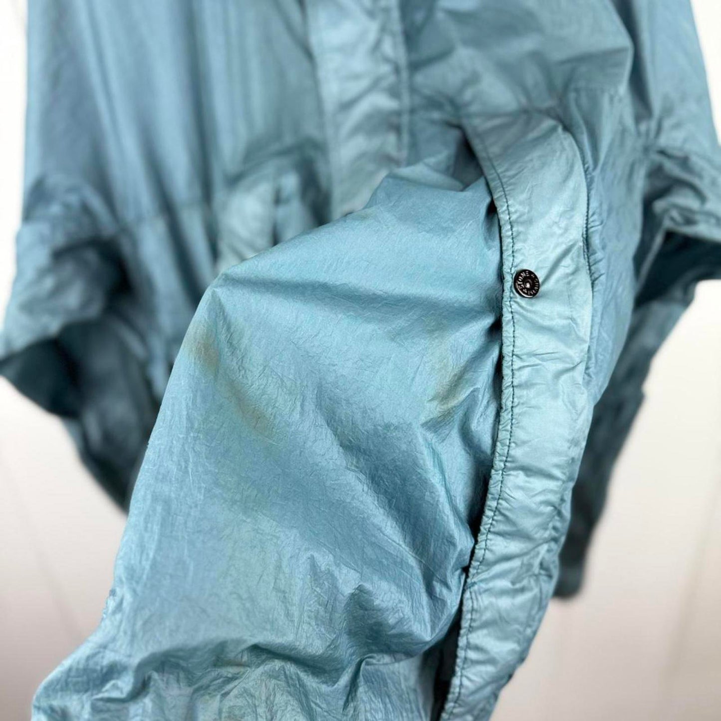 Electric Blue Stone Island LAMY ‘hyperlight’ Jacket (XXL)