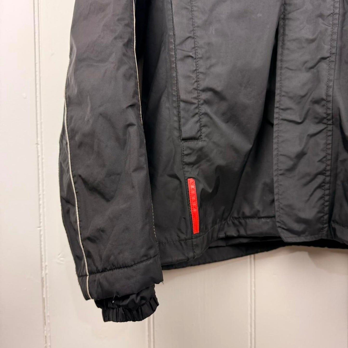 00’s Black Prada Sport Insulated Ski Jacket (XL)