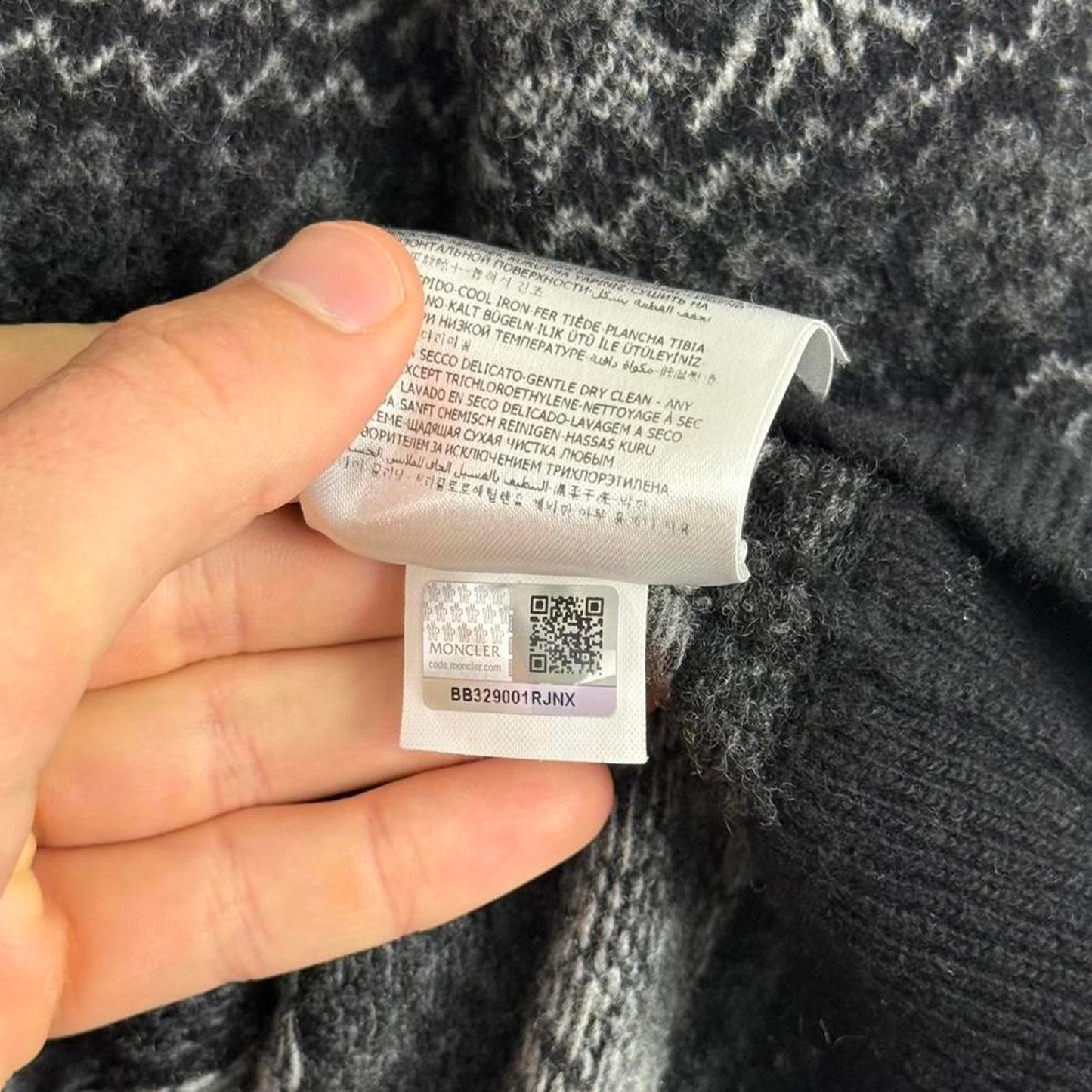 Moncler Knit Jumper (M)