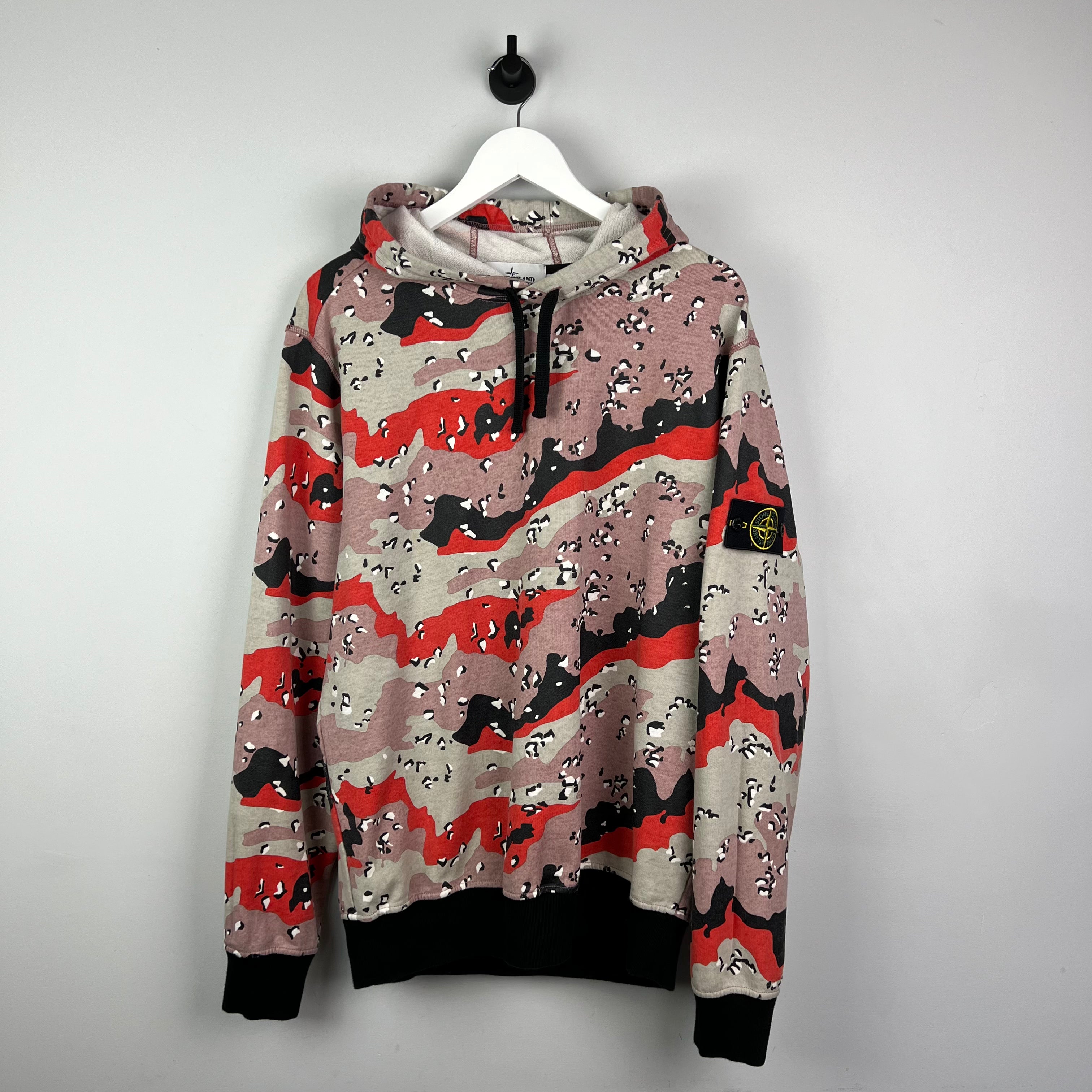 Pink camouflage sweatshirt sales