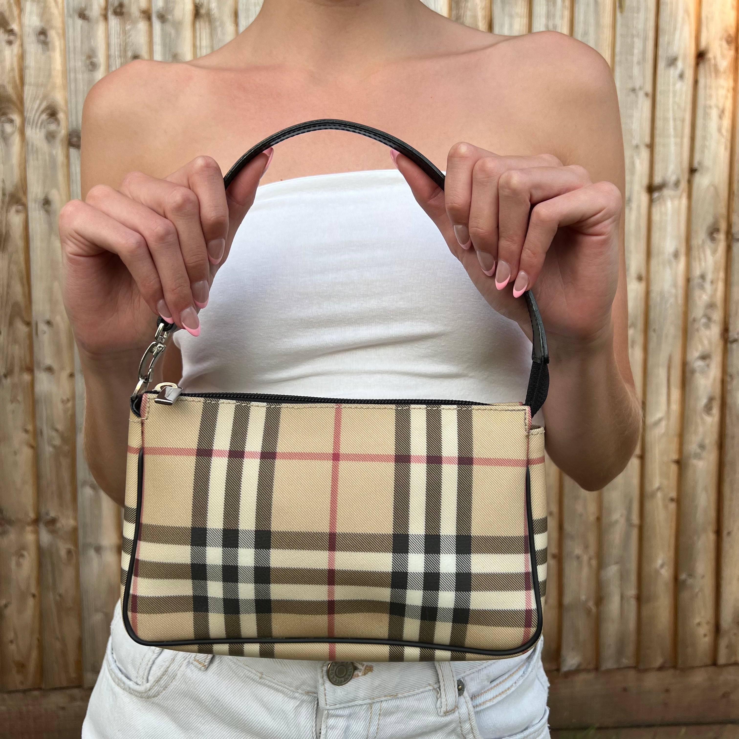 Burberry pochette shoulder bag sale