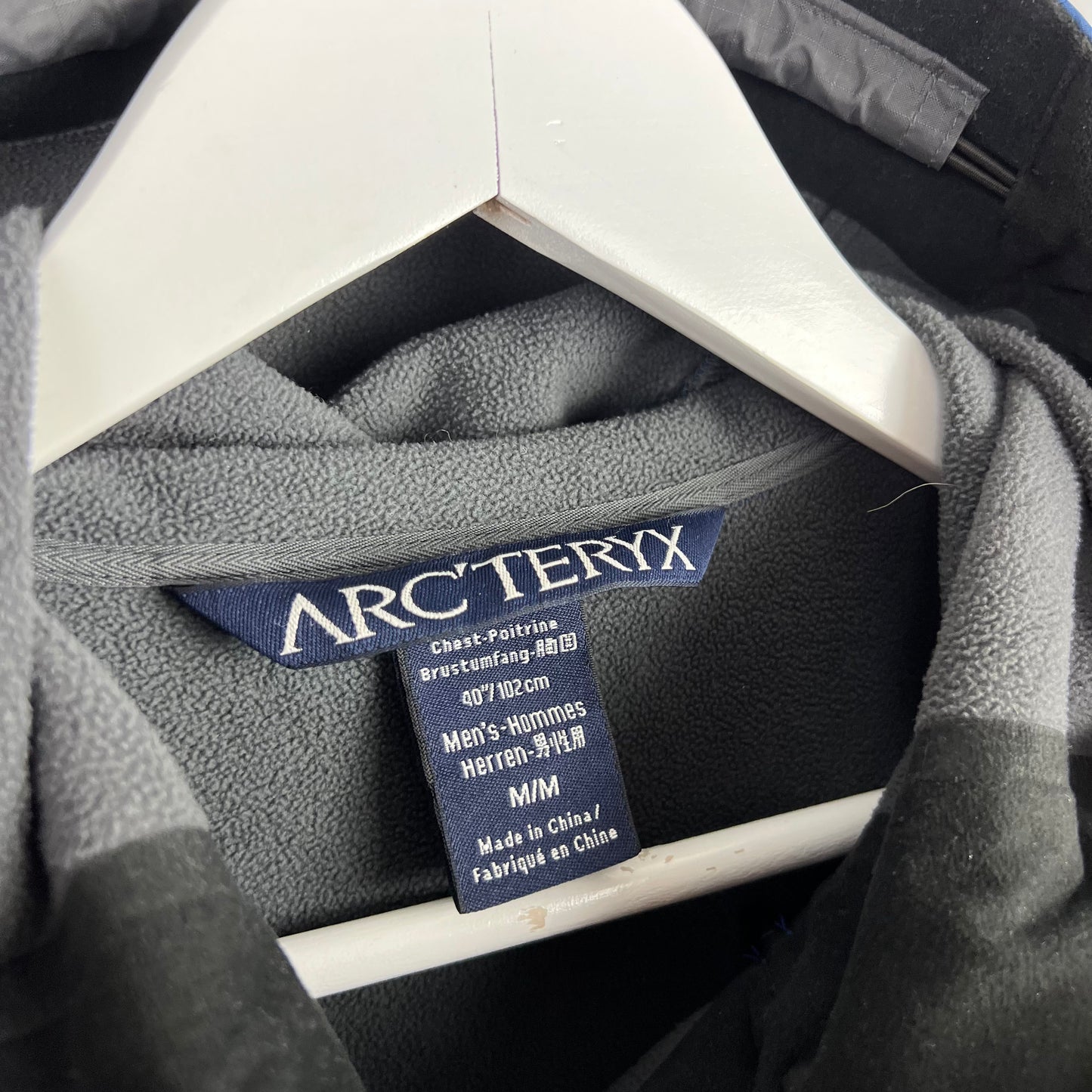 Arcteryx Shell Jacket (M)