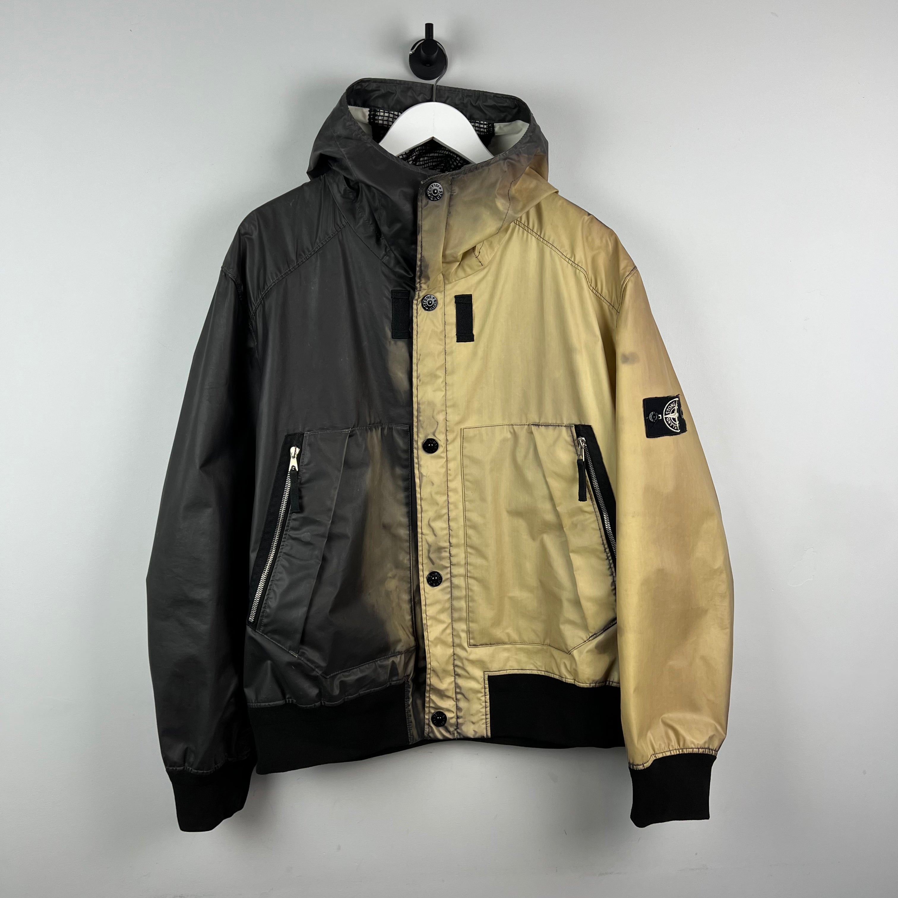 Stone island colour hot sale changing jacket