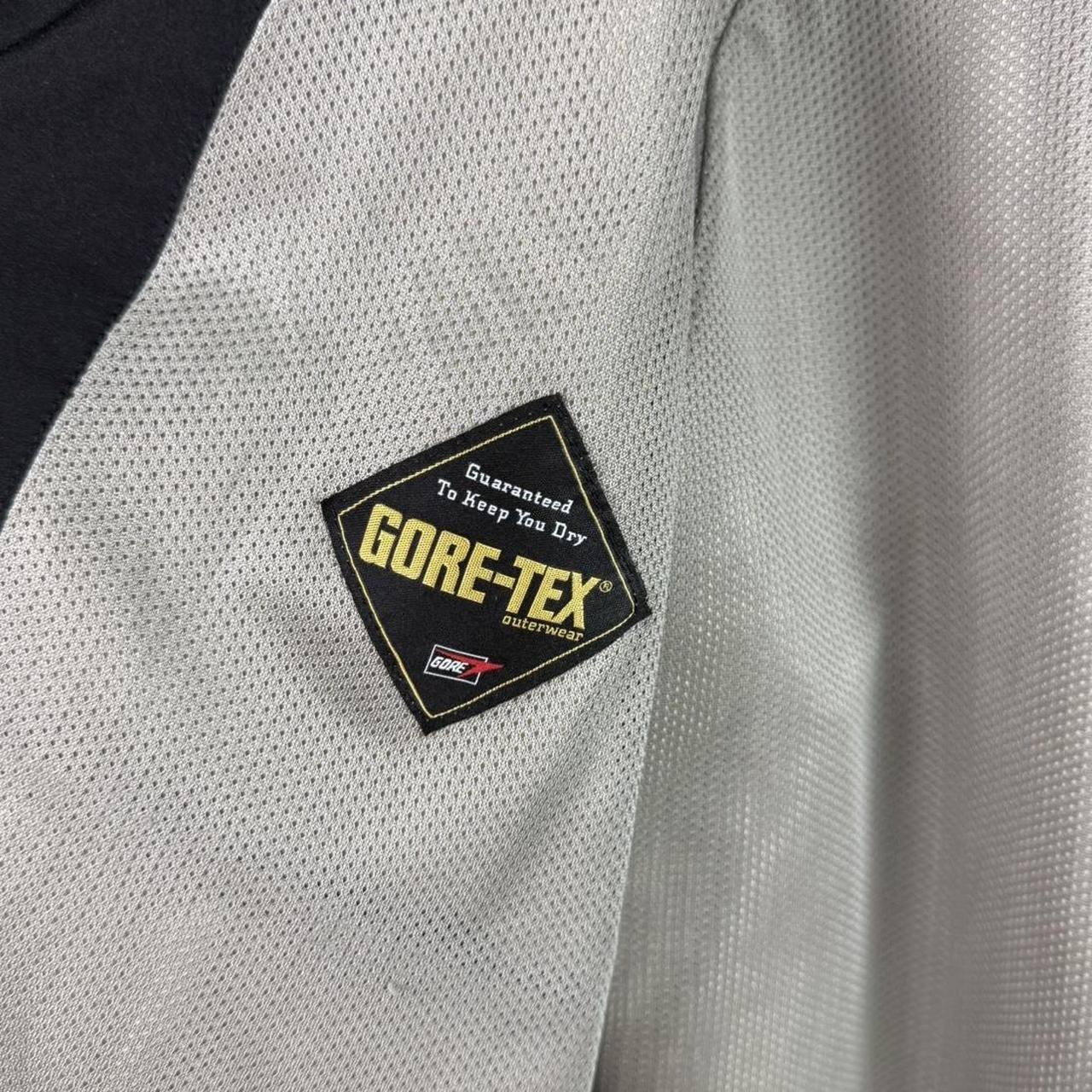 00s Prada Sport Goretex Jacket (M)