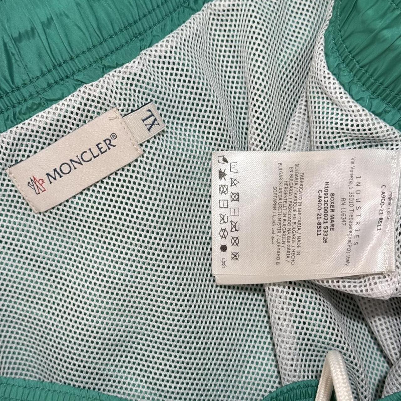 Moncler Logo Shorts Teal blue (XL)