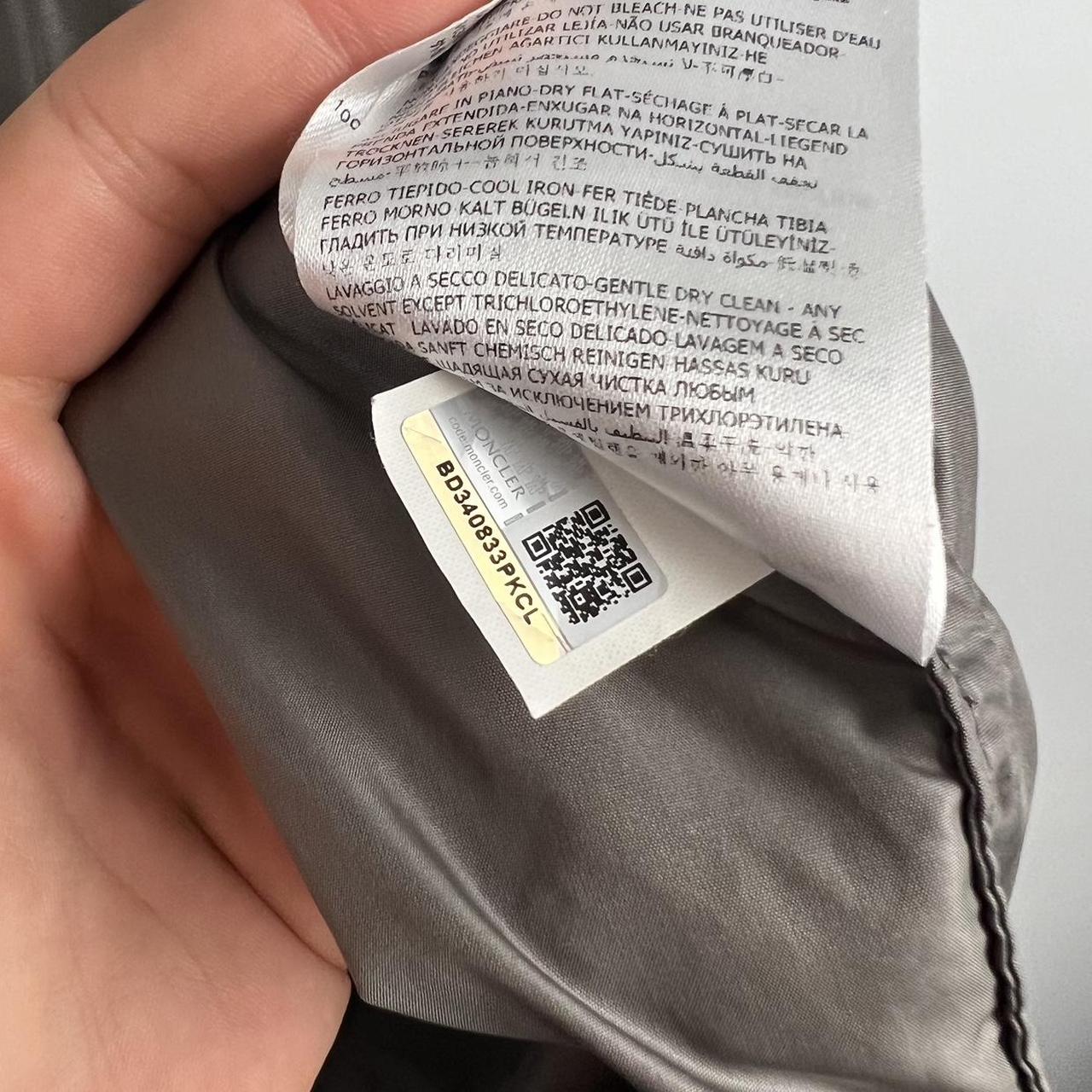 Moncler Urville Windbreaker Jacket (XL)