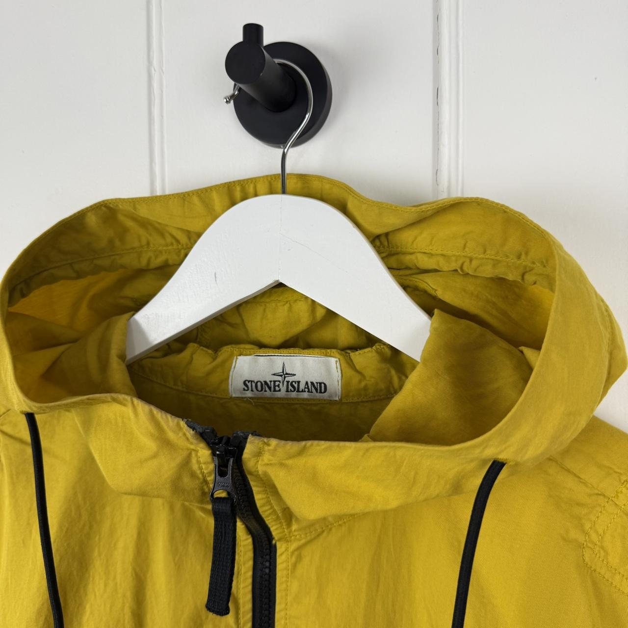 Stone Island Pullover Smock Jacket in Yellow (M)