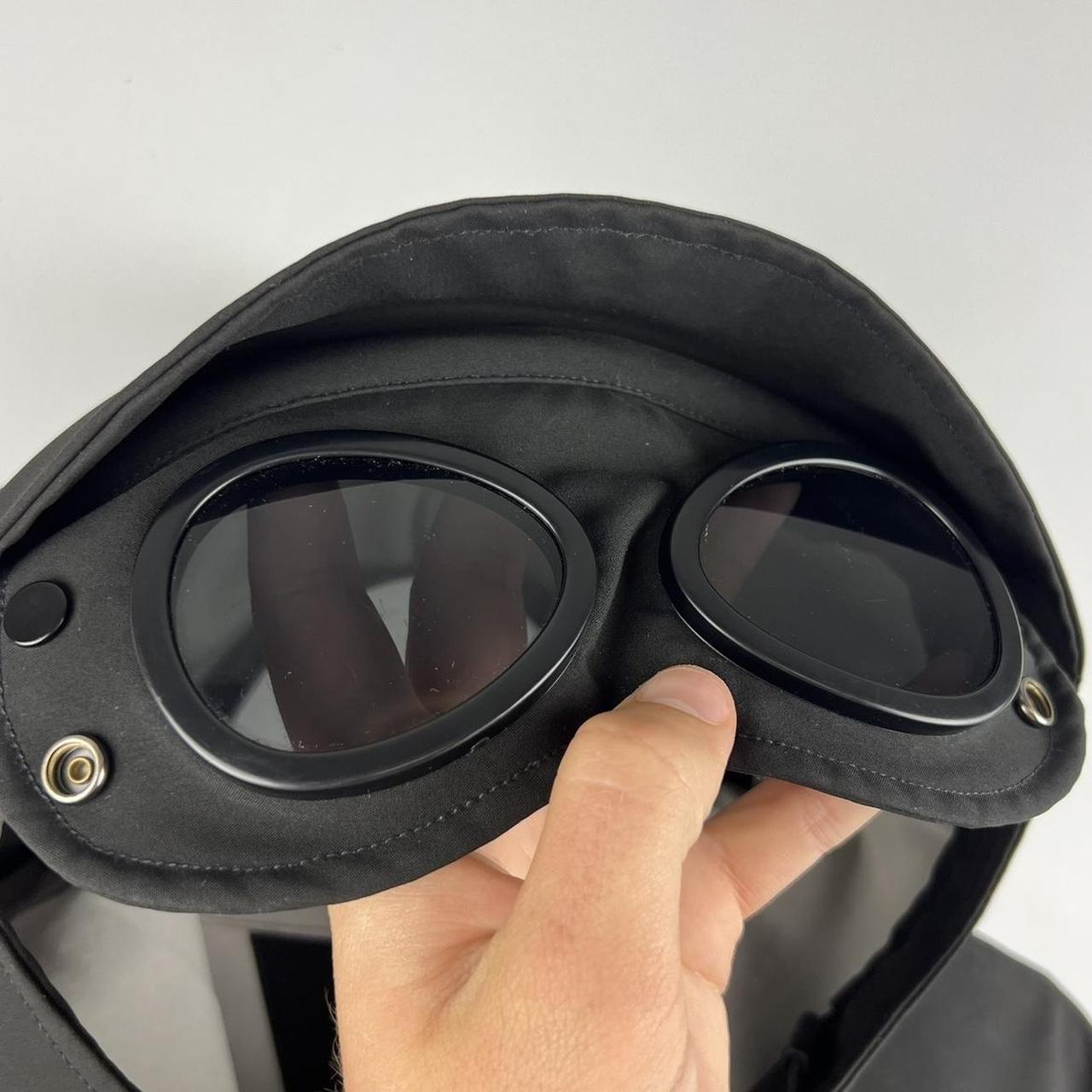 CP Company Light Soft Shell Goggle Jacket (L)