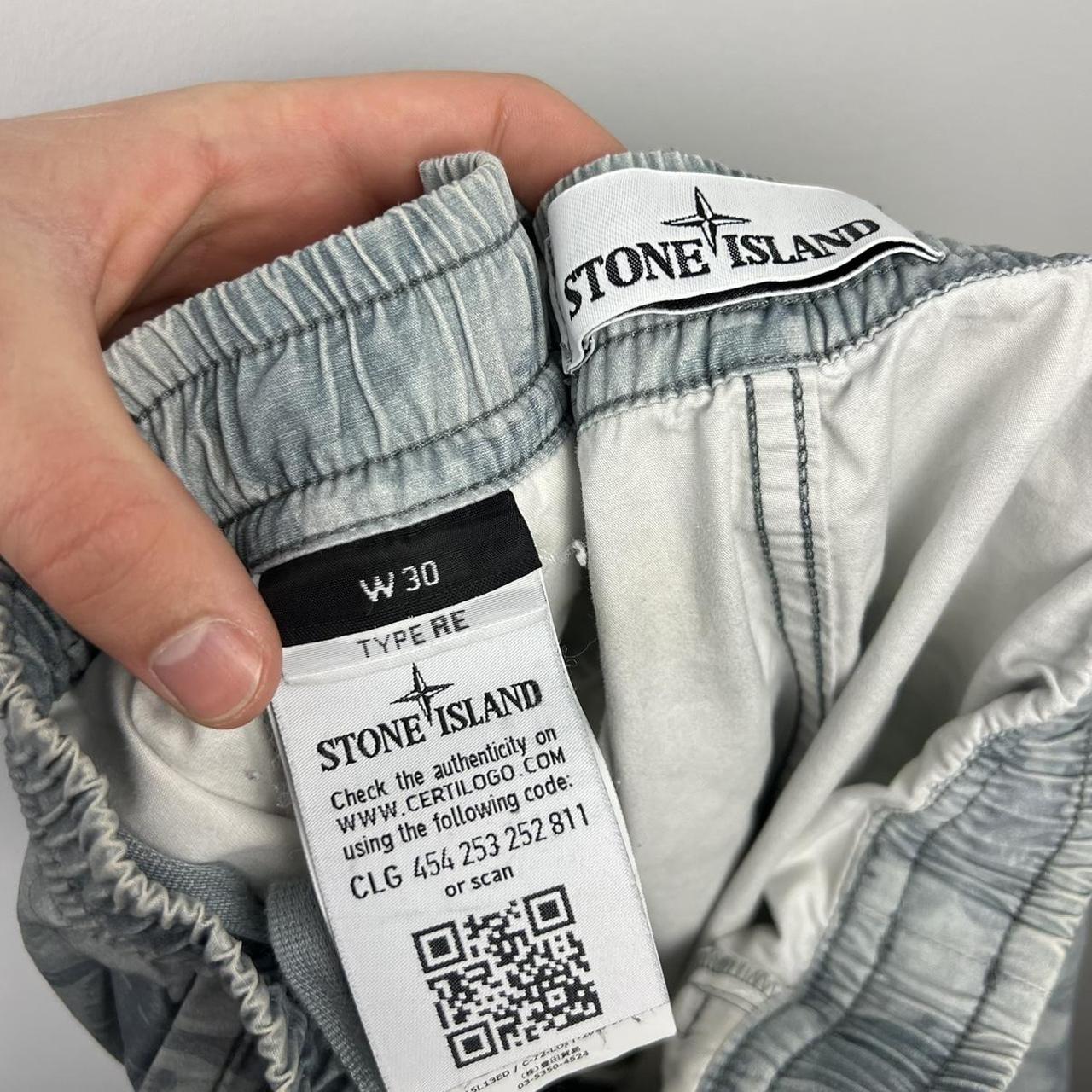 Stone Island Camo Cargo Shorts (W30")