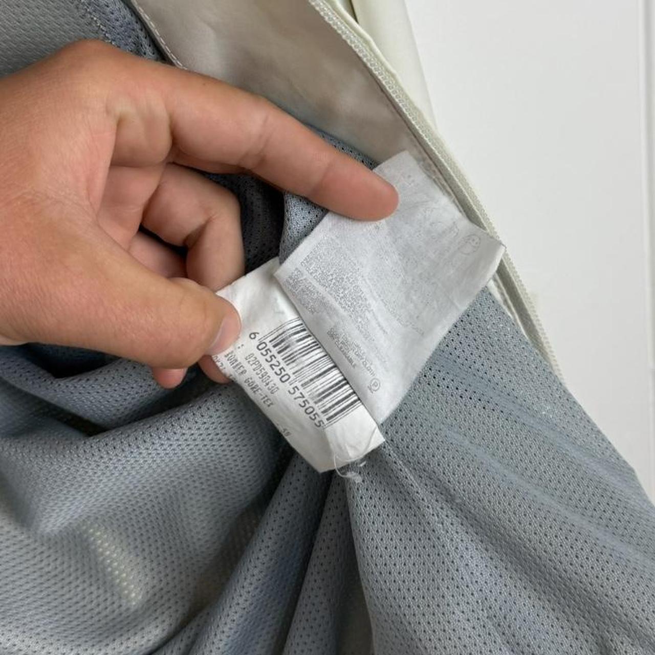 2000’s Prada Sport Goretex Jacket (M)