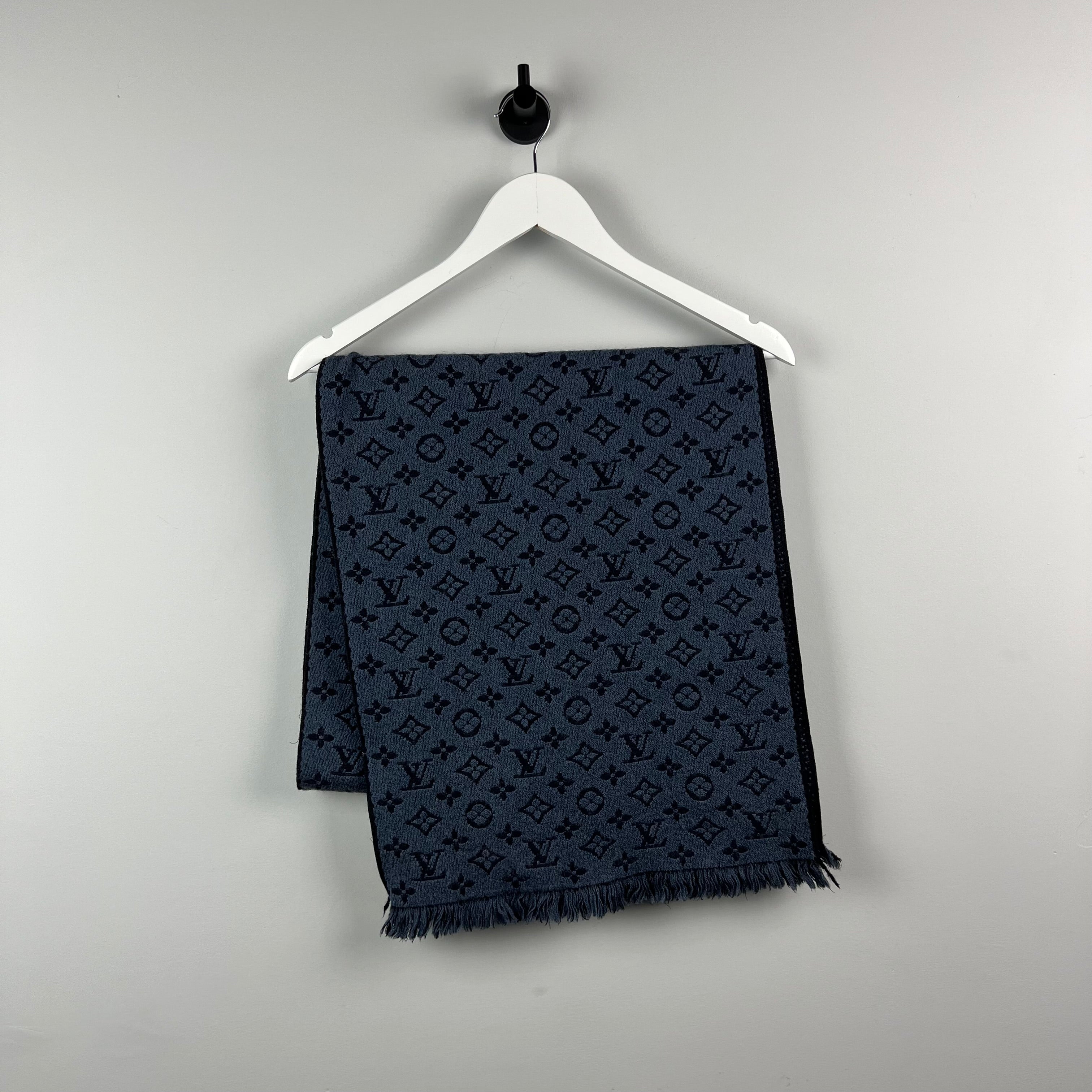 LOUIS VUITTON MONOGRAM SOLAR RAY BANDANA SCARF – Caroline's Fashion Luxuries