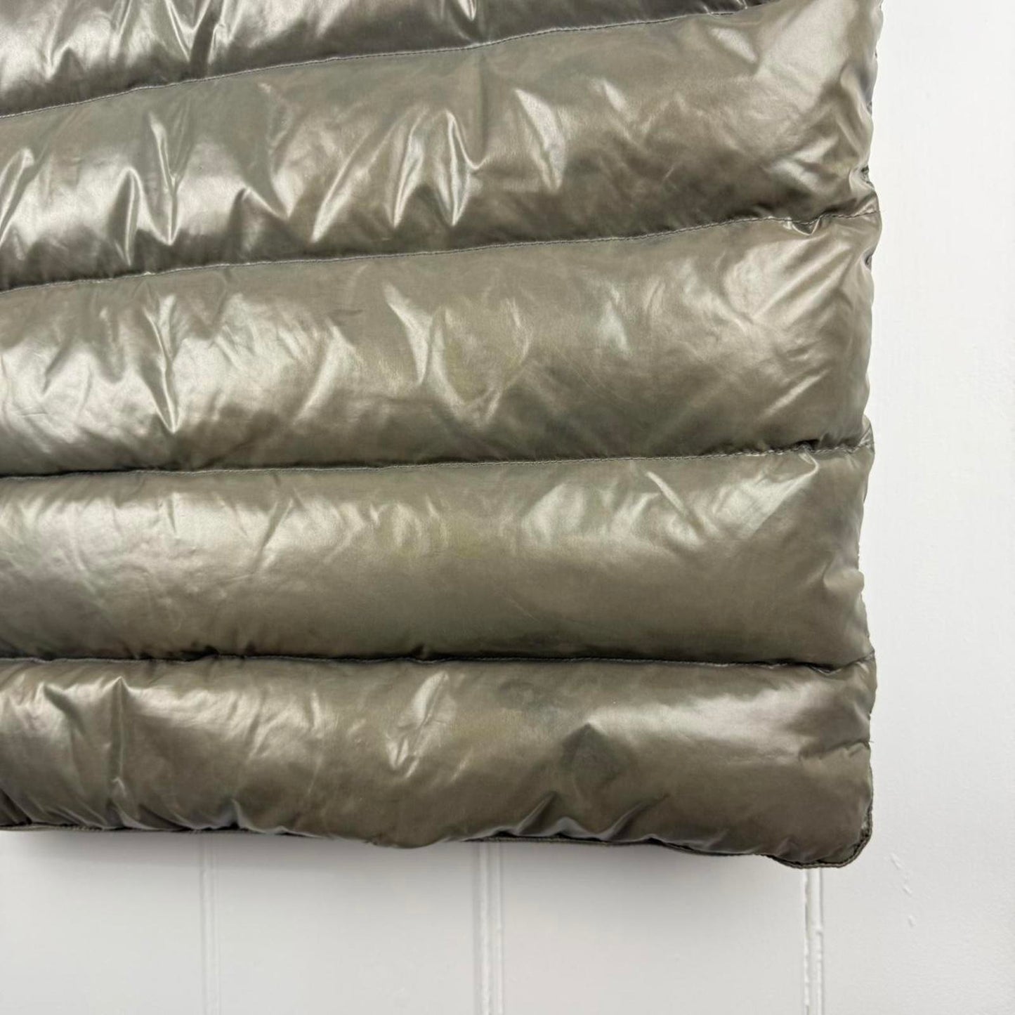 Moncler “Tibet” Down Gilet Grey (M)