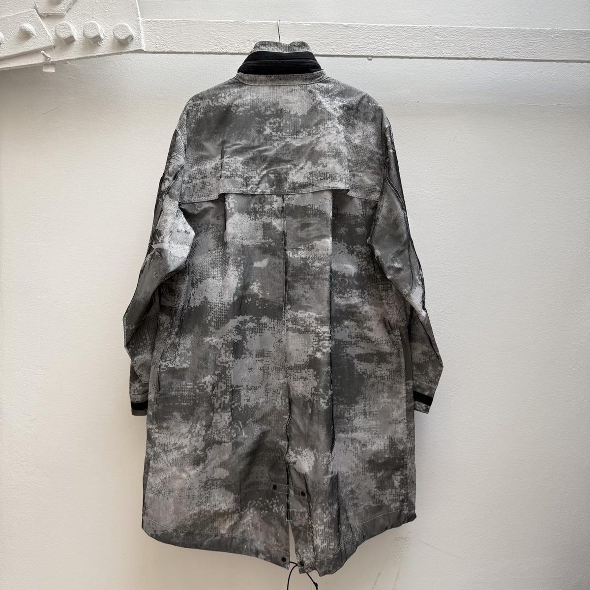 Stone Island 2024 DSM Dissolving Grid Camo Mesh reflective Nylon Parka Jacket (L)