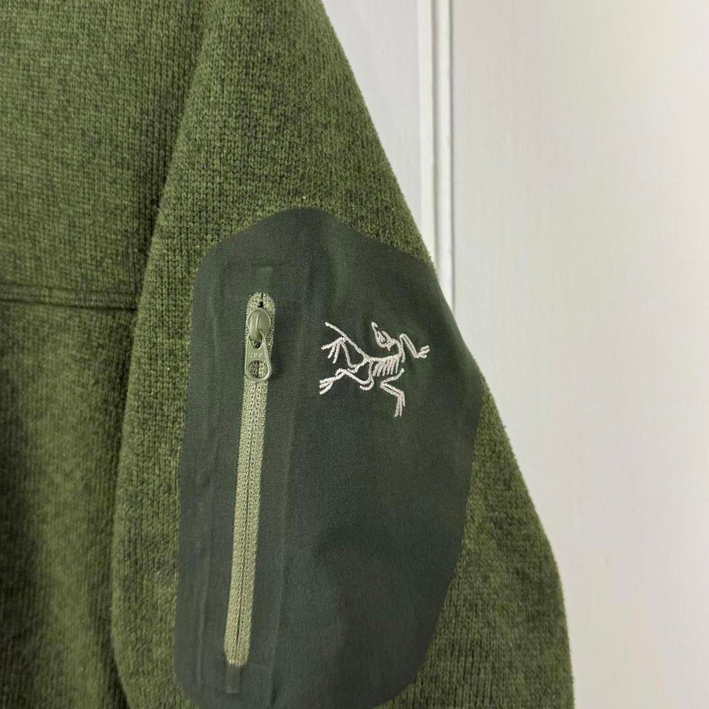 Arc’teryx Covert Hoody (M)