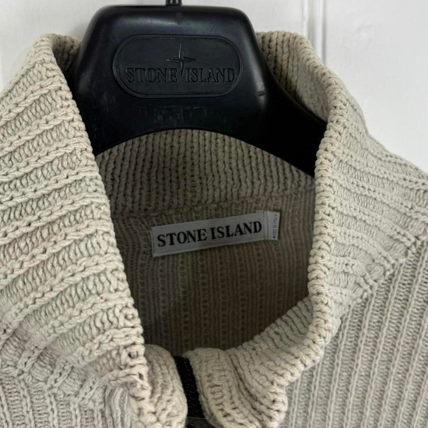 Stone Island Full-Zip Ribbed Knit Jacket Beige (M/L)