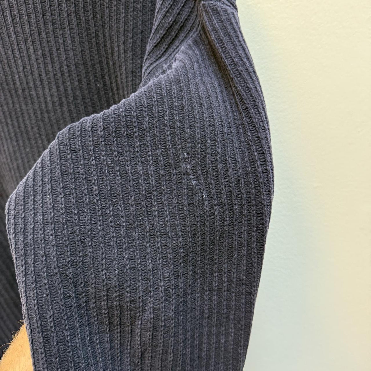 Early 00’s Stone Island Ribbed Knit Zip Jumper (XXL)