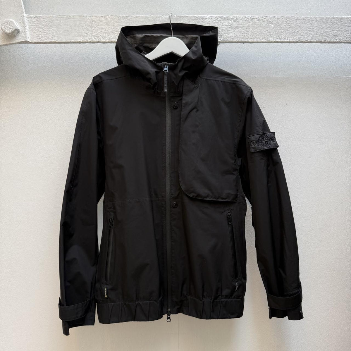 Stone Island Shadow Project Gore-Tex Paclite Jacket (M)