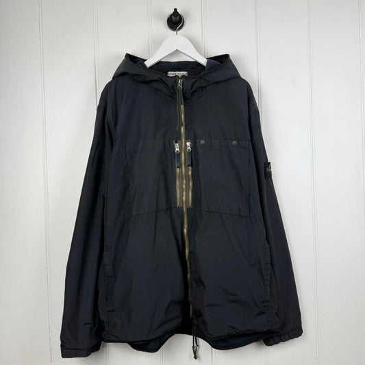 00s Stone Island Resin Cotton Jacket in Black (3XL)