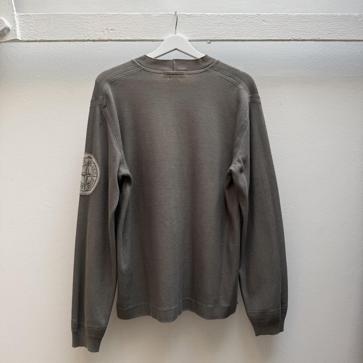 Stone Island Vintage Early 2000s Ribbed Knit Sweatshirt – Taupe Grey (M)