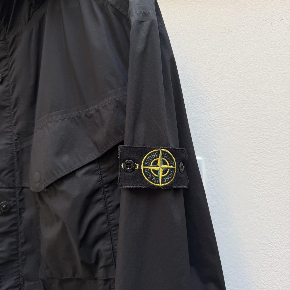 Stone Island Garment Dyed Performance Tela Hooded Jacket – Black (L)