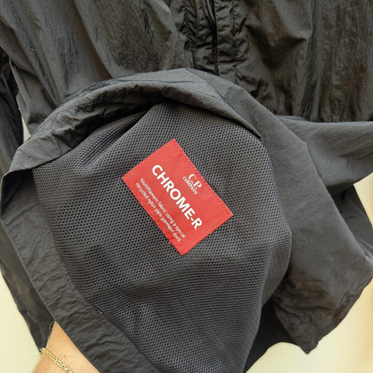 CP Company Chrome R Smock Jacket in Black (XL)