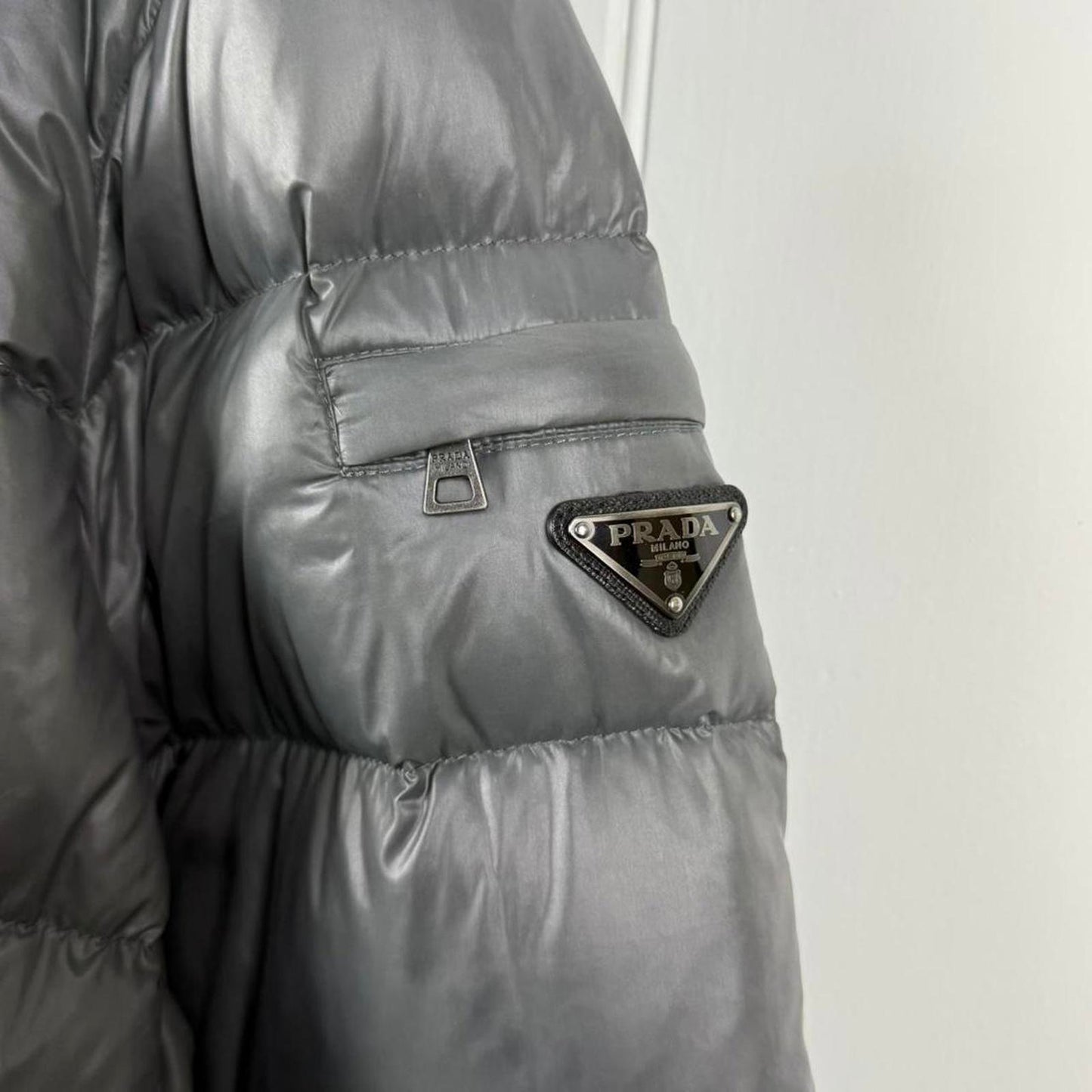 Prada Down Hooded Puffer Jacket Grey (M)