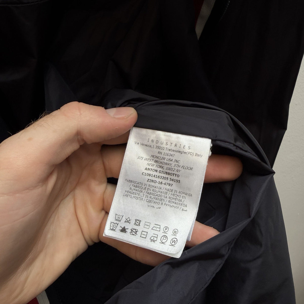 Moncler ‘Anton’ Lightweight Jacket (L)