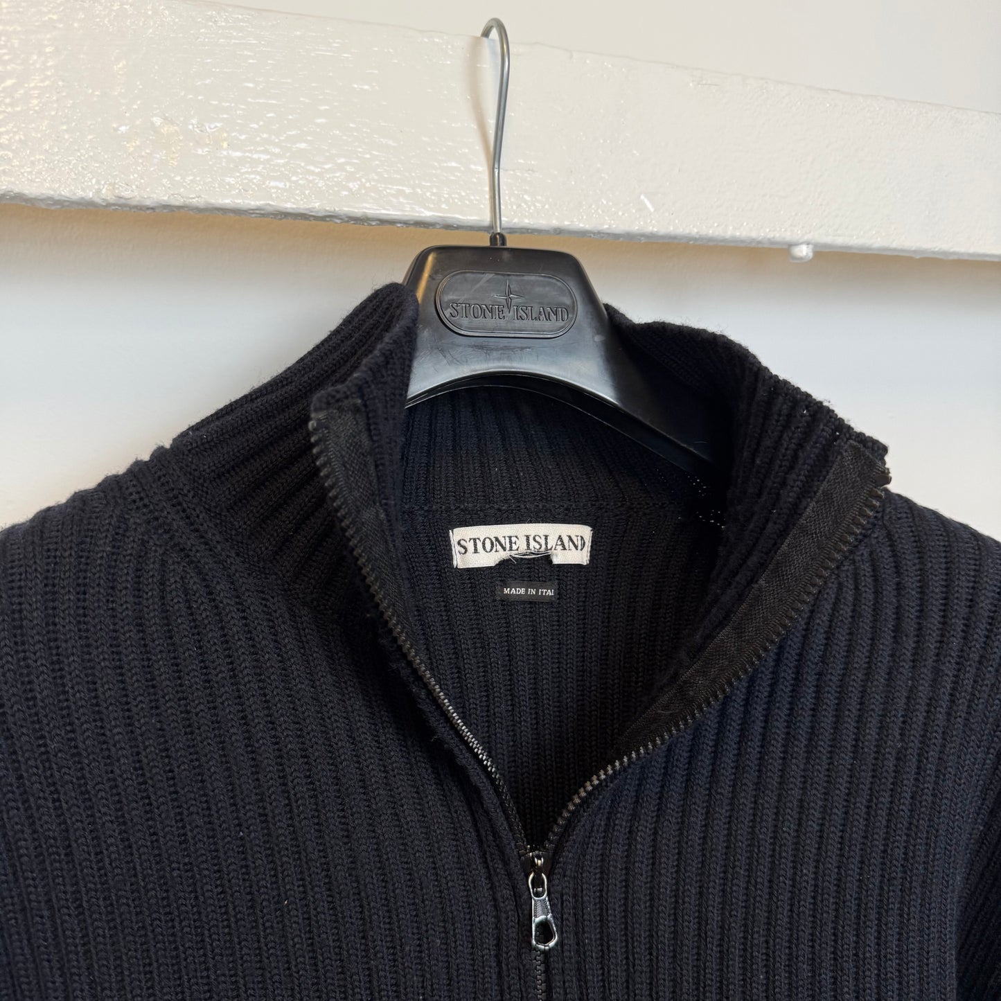 Early 00’s Stone Island Ribbed Knit Full Zip (XL)
