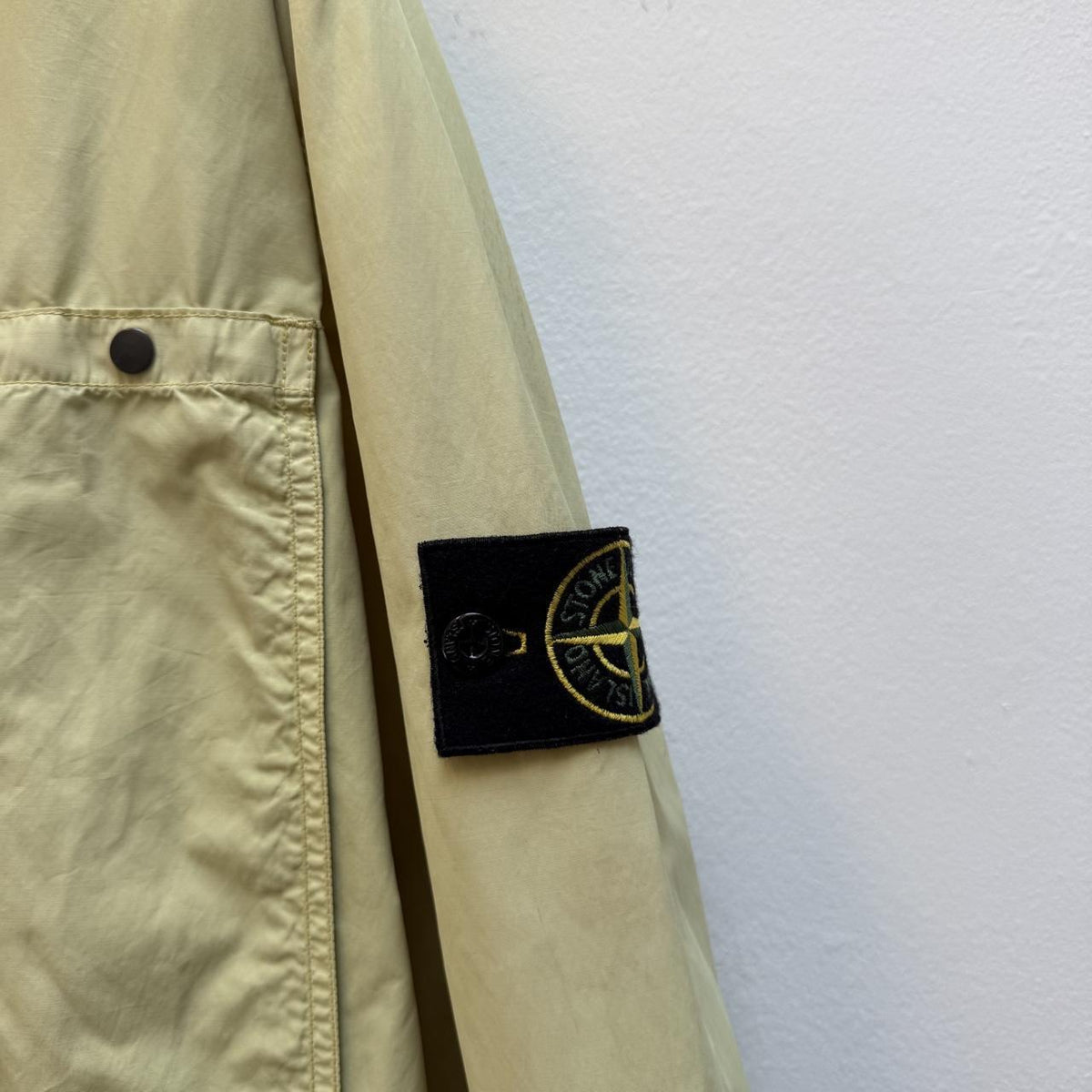 2000’s Stone Island Jacket (3XL)