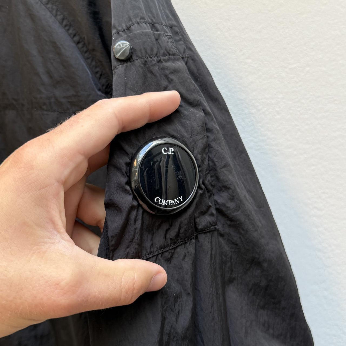 CP Company Chrome R Smock Jacket in Black (XL)