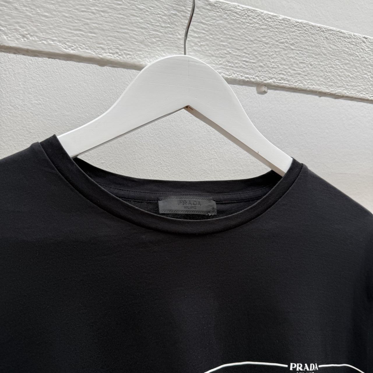 Prada Logo T-shirt (L)