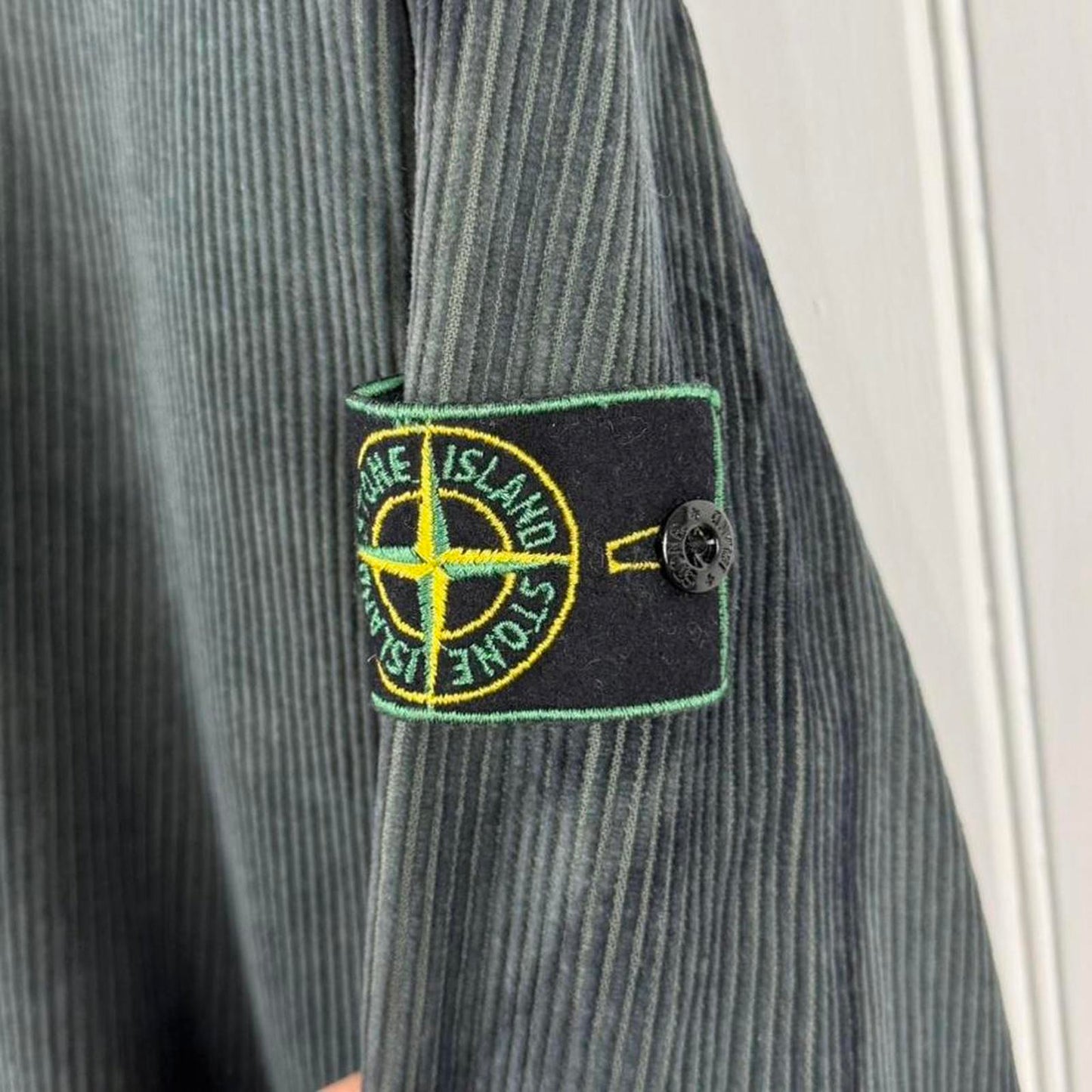 1995 Stone Island Corduroy Overshirt (M)