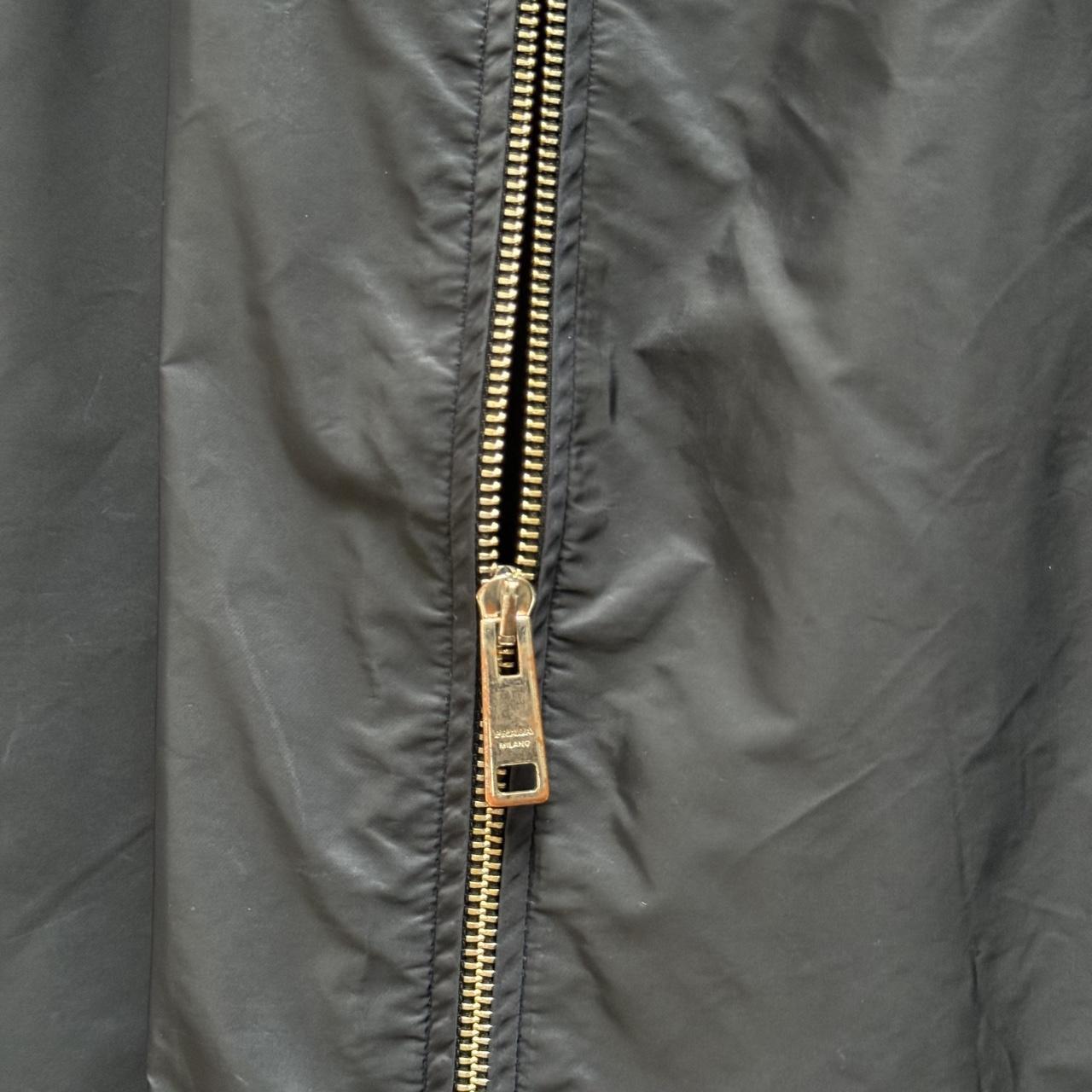 Prada Nylon Windbreaker Jacket in Navy (XL)