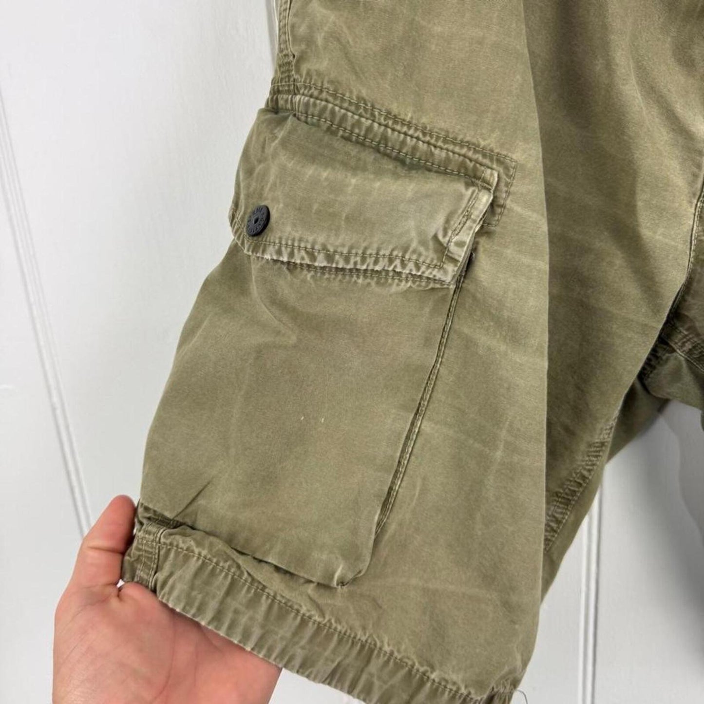 Stone Island Cargo Shorts Khaki – Waist 36”