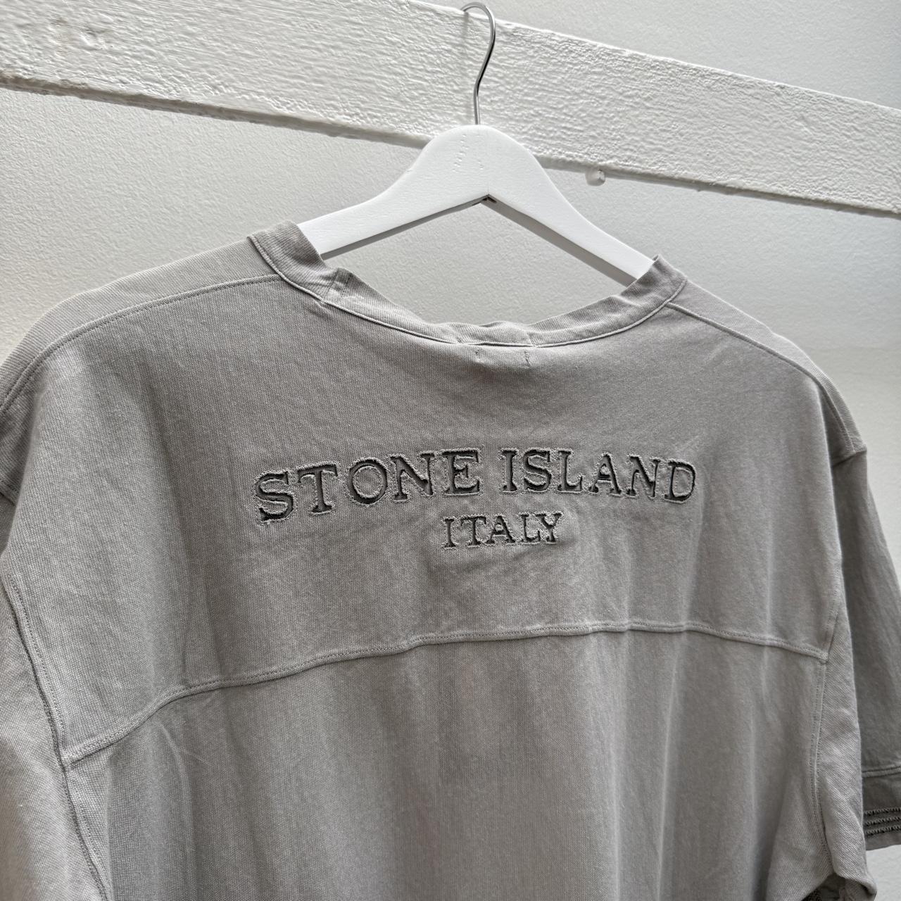 00’s Stone Island Logo T-shirt in Grey (L)