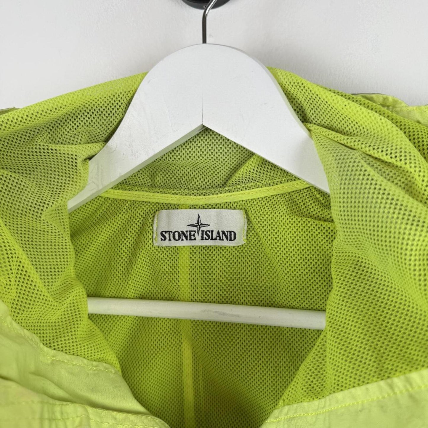 Stone Island Nylon Metal Watro Hooded Jacket Lime Green (L)