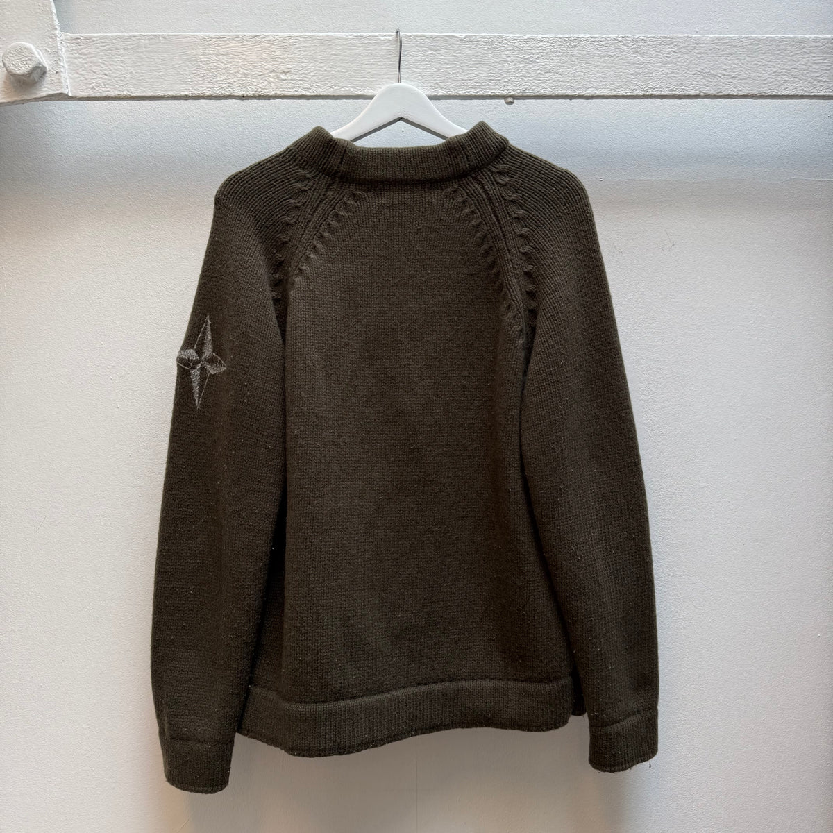 Stone Island Compass Logo Knit Jumper – Olive Brown (L)
