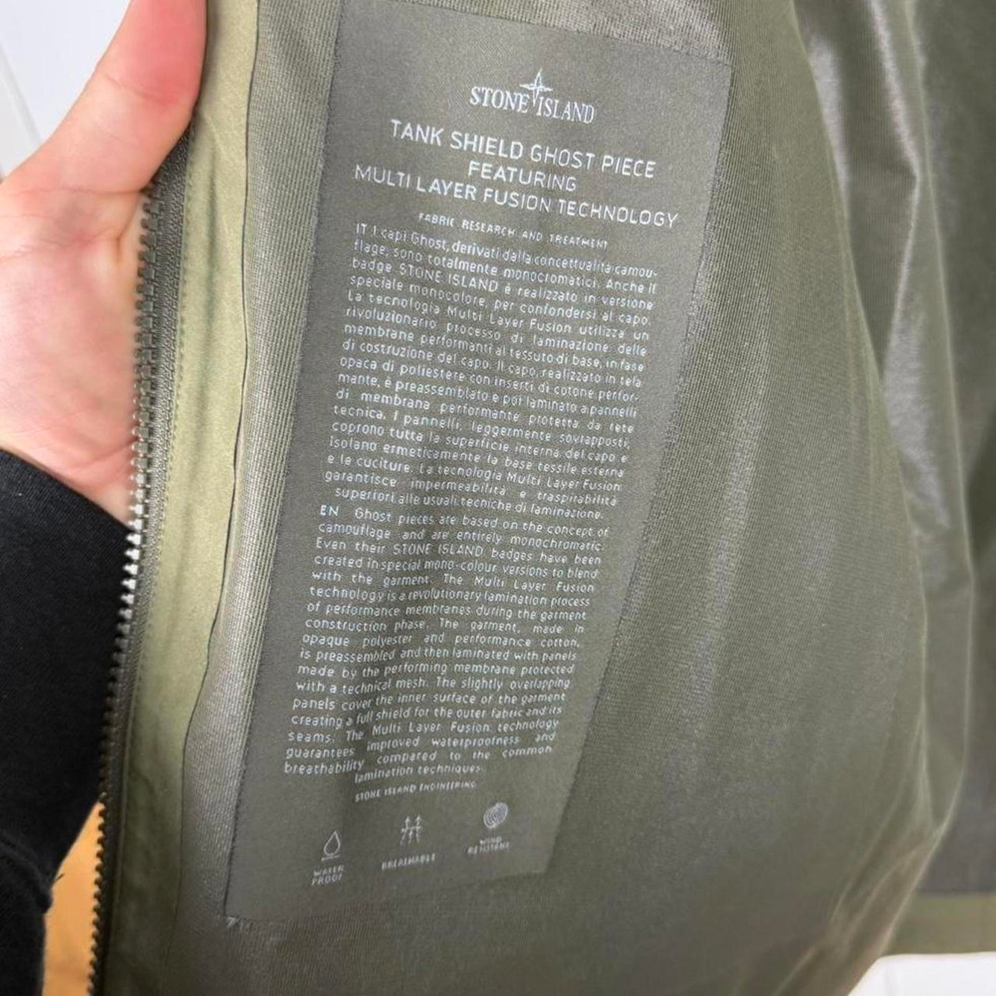 Stone Island Tank Shield Ghost Jacket in Khaki (M)