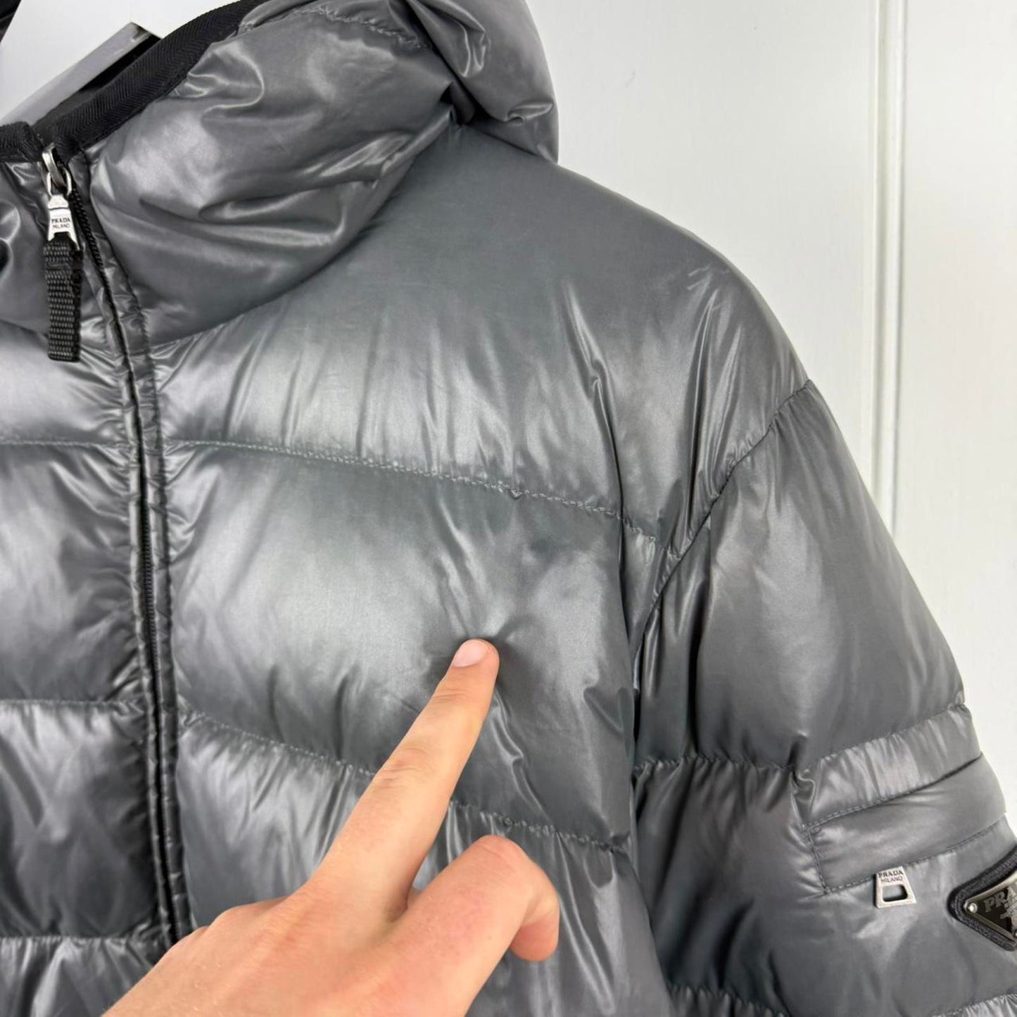 Prada Down Hooded Puffer Jacket Grey (M)