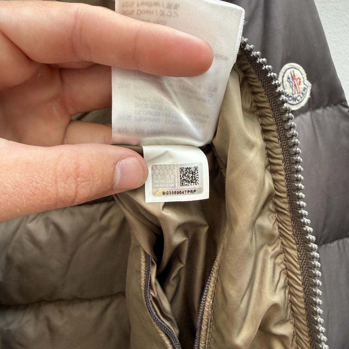 Moncler ‘Thomas’ Puffer Jacket (S)