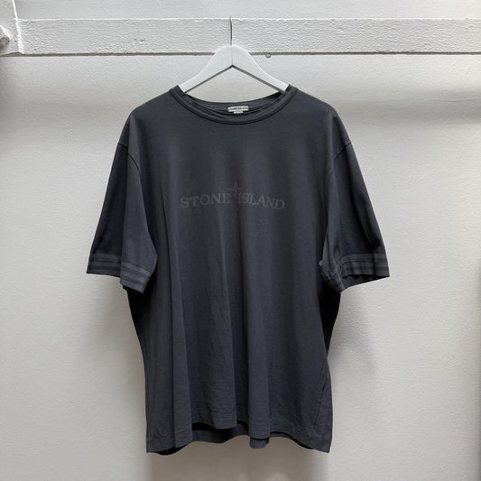 Early 00’s Stone Island Logo T-shirt (XL)