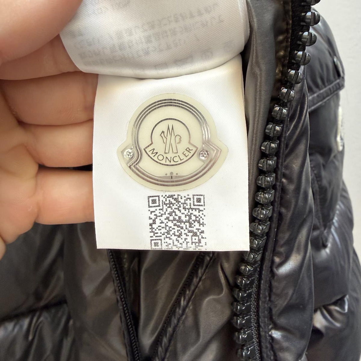 Moncler Maya Down Puffer Jacket (M)