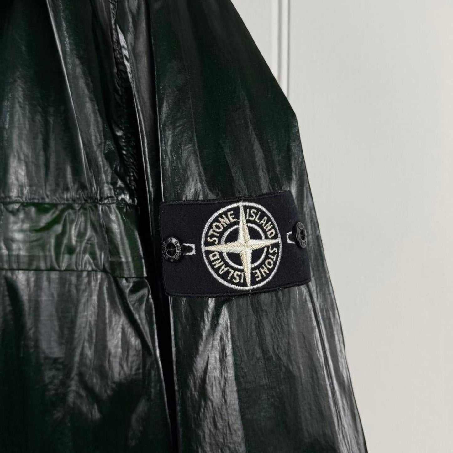 Stone Island Mussola Prismatica Jacket Deep Gloss Green (L)