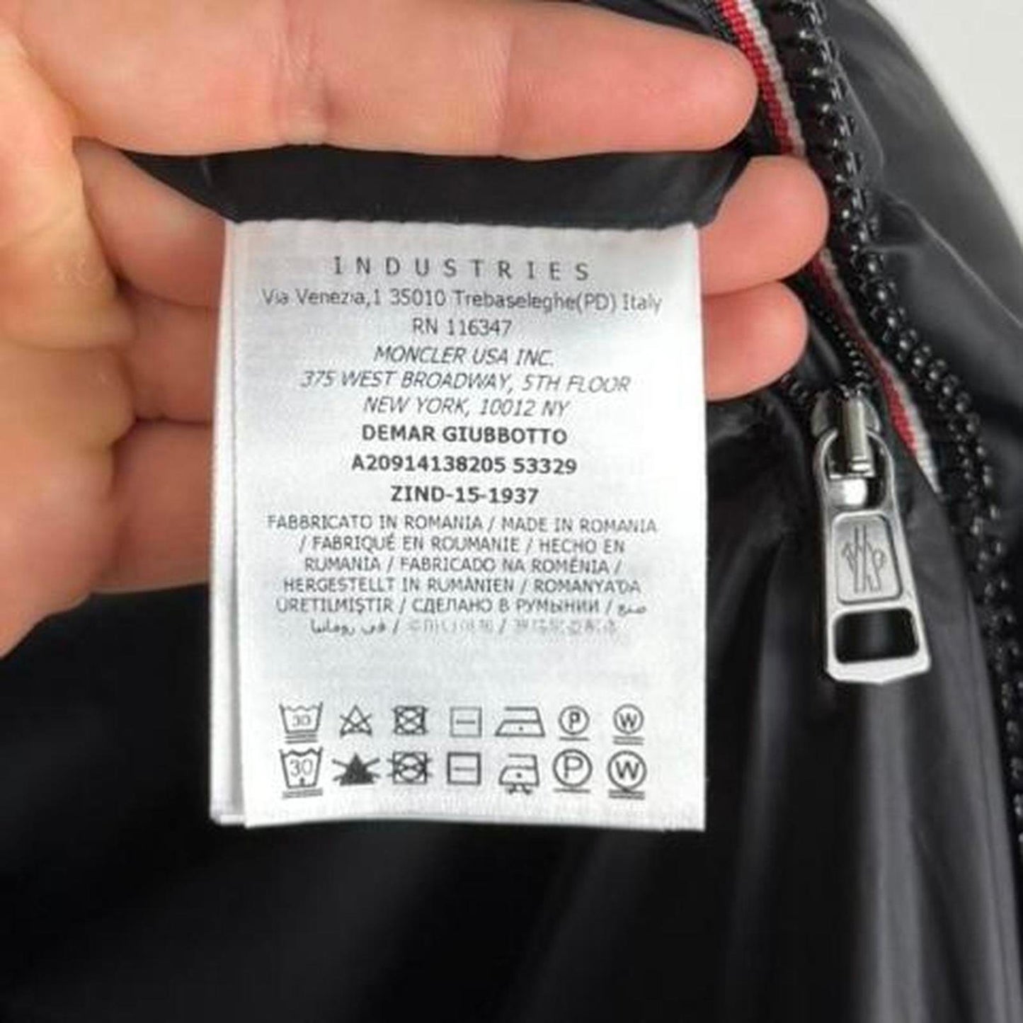 Moncler Demar Down Puffer (XL)